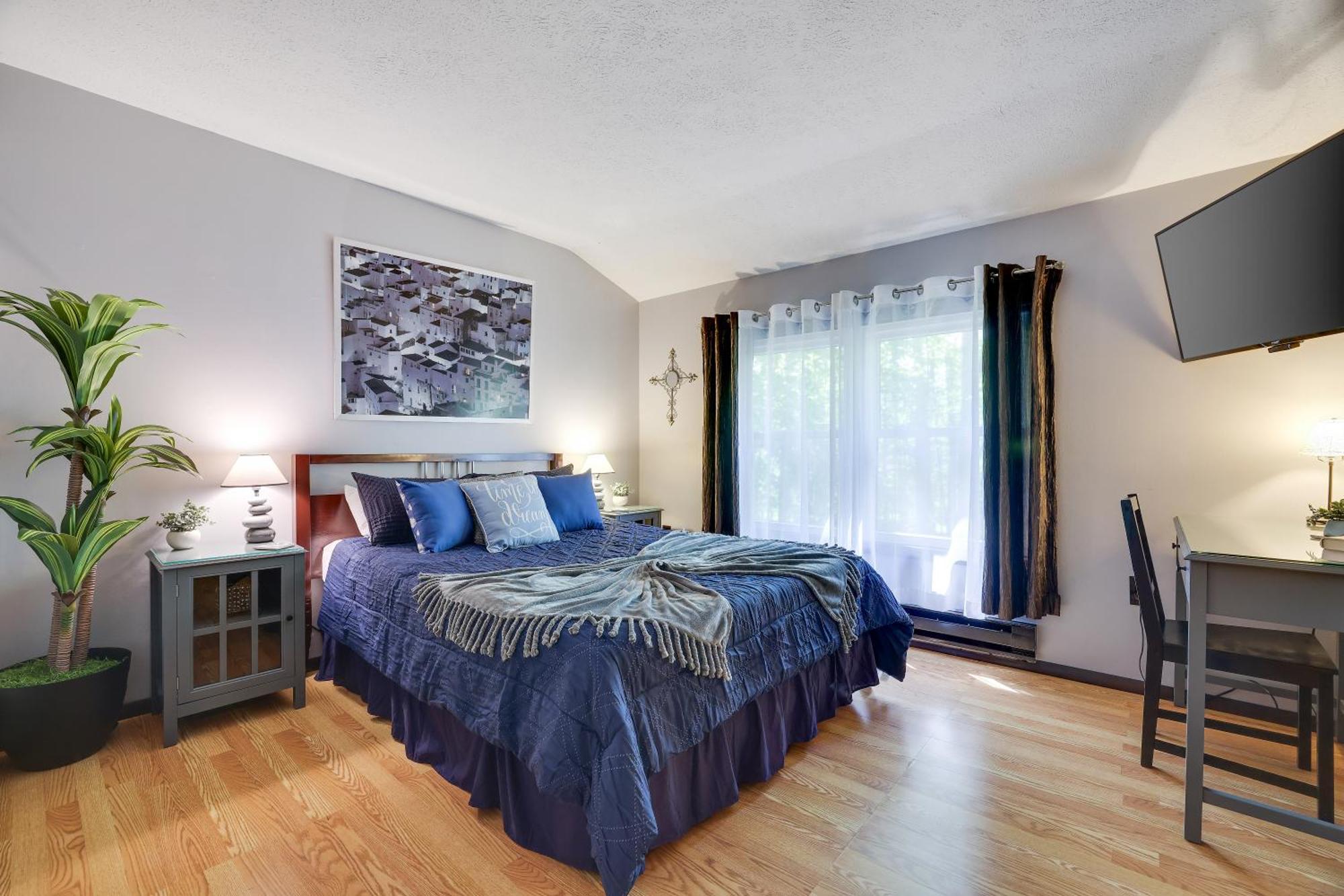 Chalet Renovated Near Casino, Camelback , Kalahari 4Bdrms Firepit Hot Tub Game Room Tobyhanna エクステリア 写真