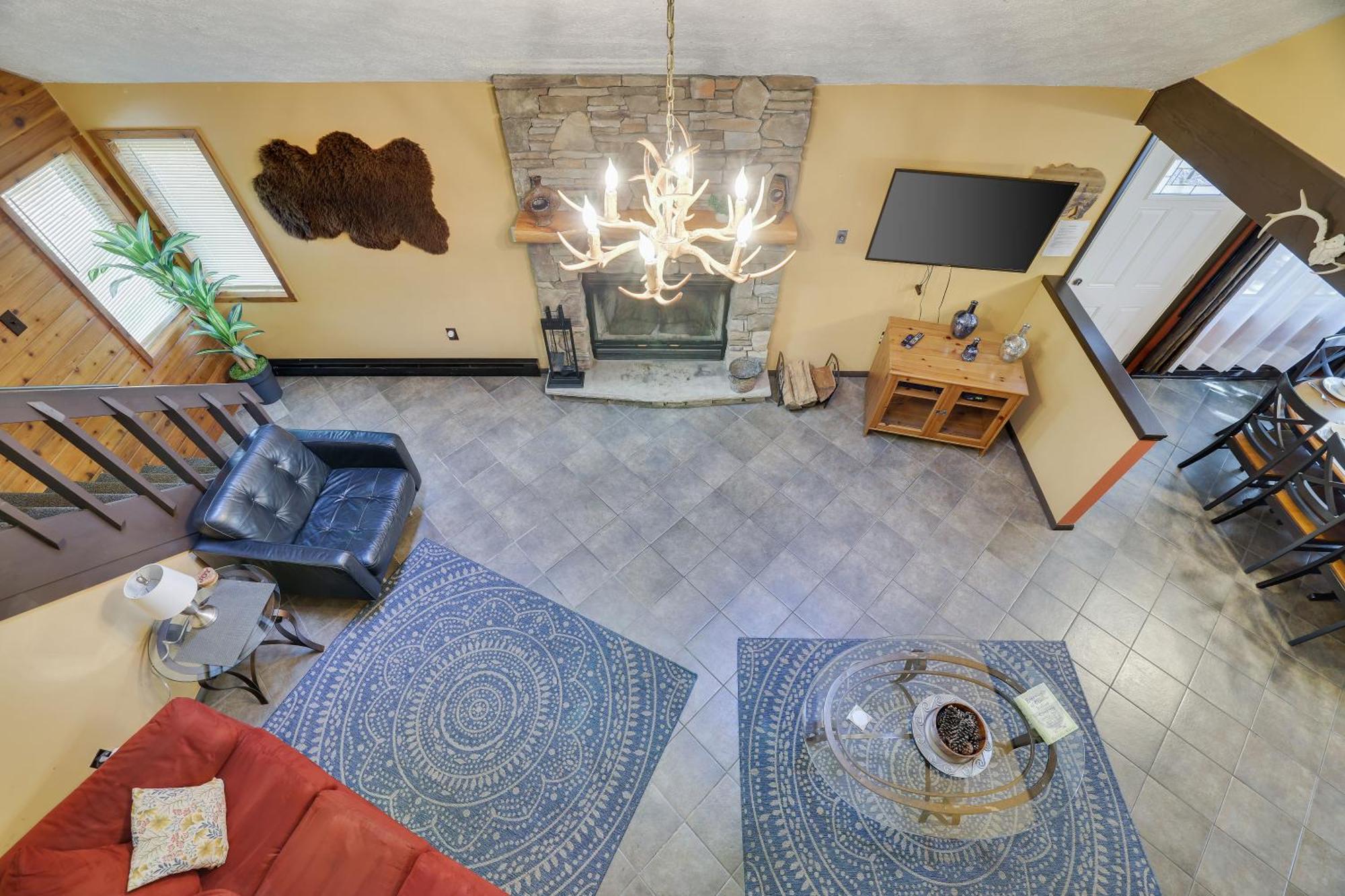 Chalet Renovated Near Casino, Camelback , Kalahari 4Bdrms Firepit Hot Tub Game Room Tobyhanna エクステリア 写真